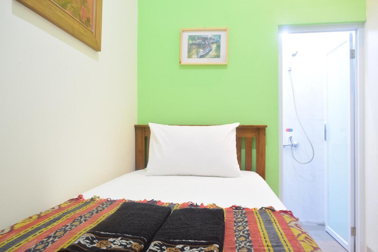 The Cabin Hotel Ambasador Yogyakarta Dış mekan fotoğraf